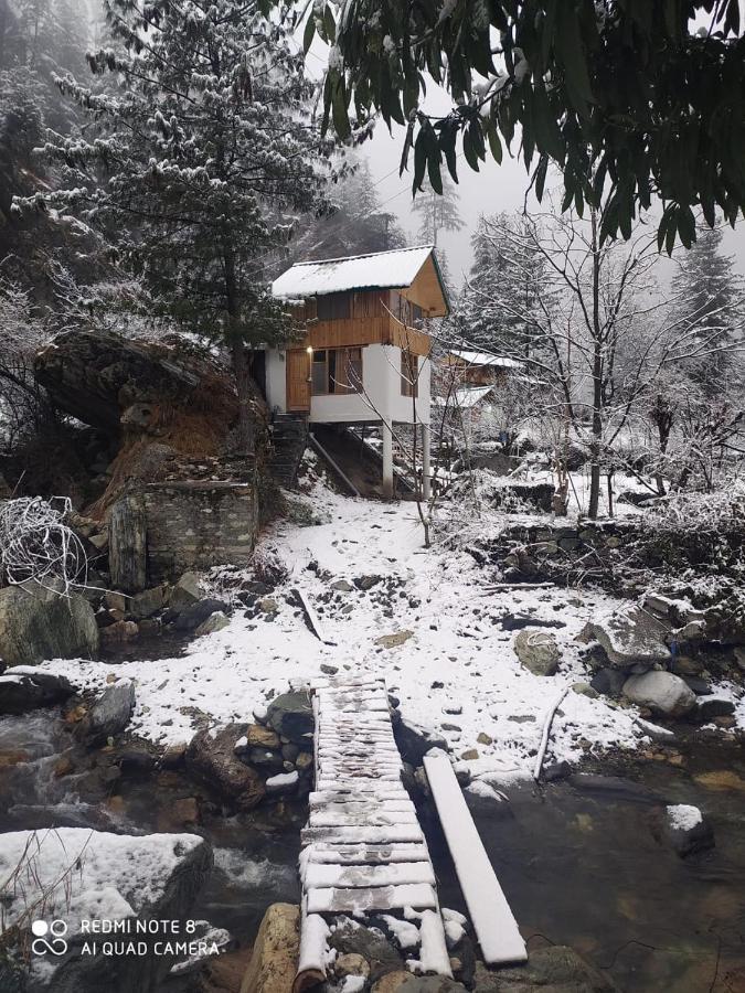 Moksha - By The River Villa Jibhi Exterior photo